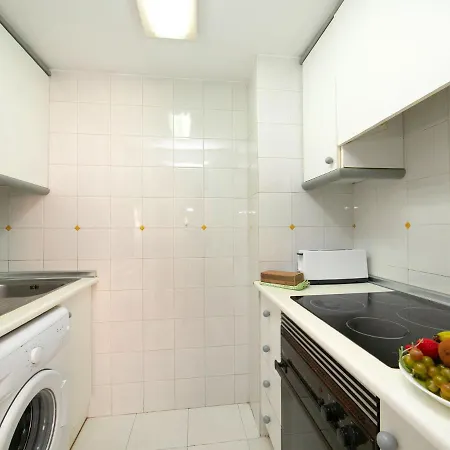 Apolo Vii-5 By Interhome